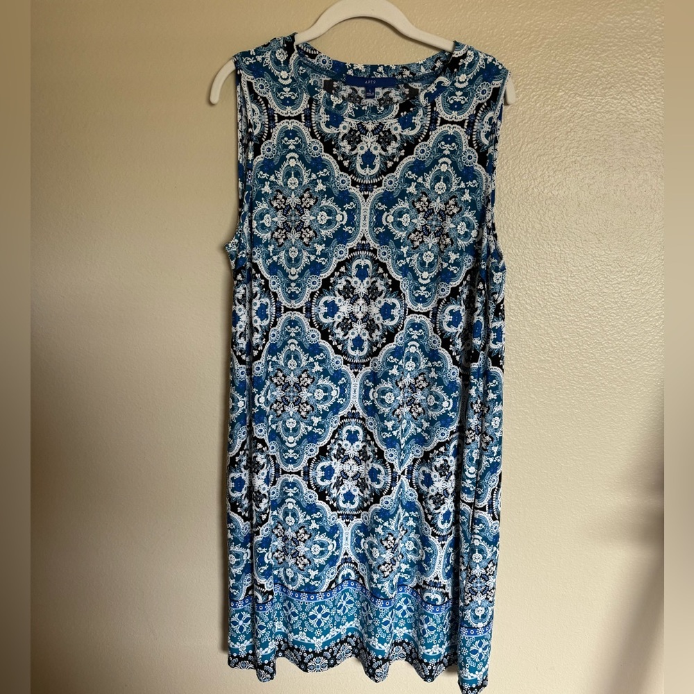 Apt. 9 - Size Large - Dress with Pockets